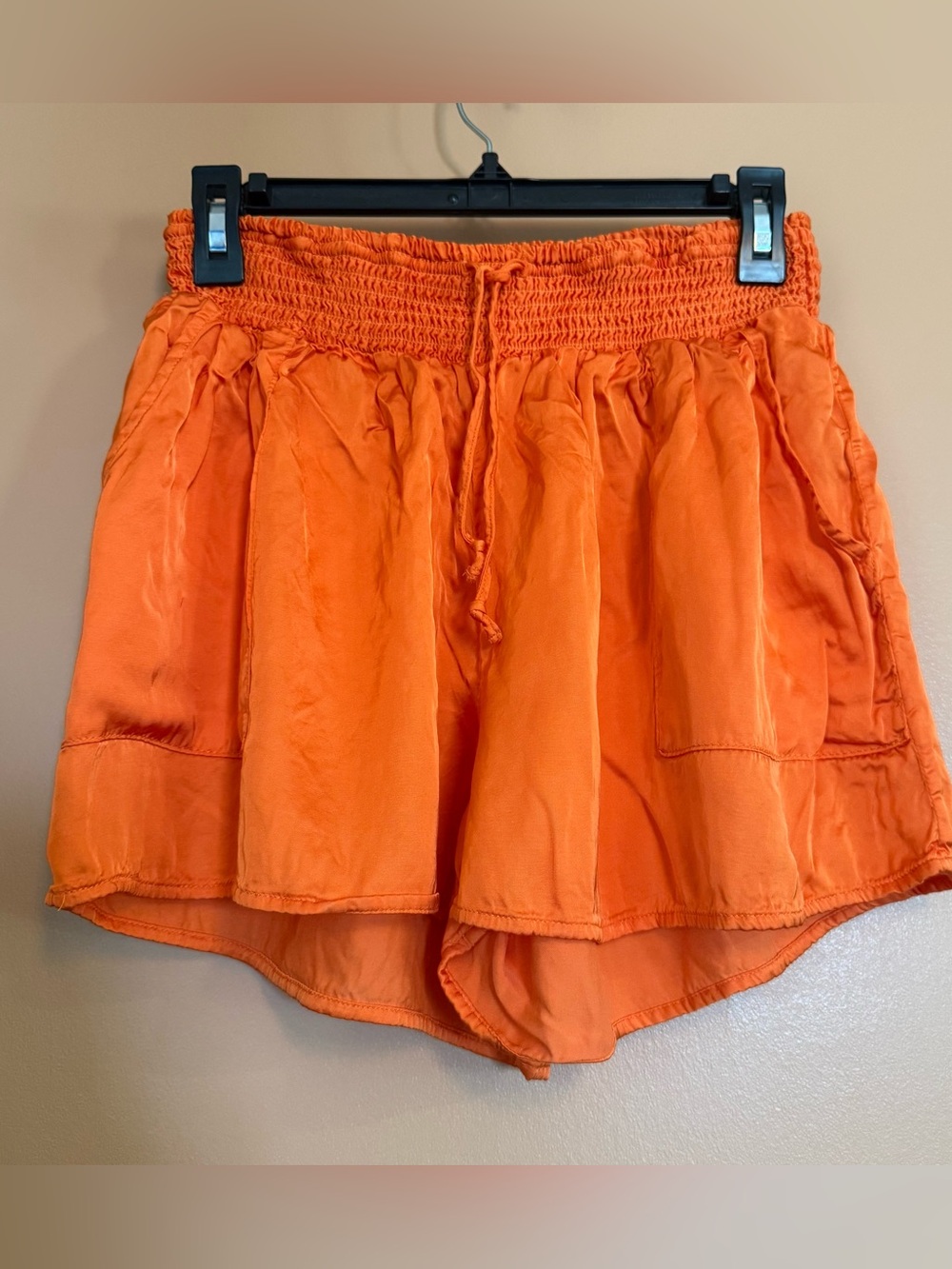 Aerie Orange Smocked High Rise Flowy Shorts Womens Small Drawstring Boho Beach